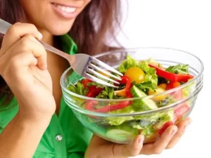 اهمیت تغذیه بعد از جراحی بینی